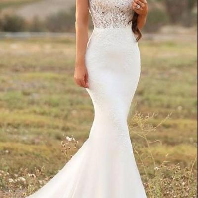 Spaghetti Strap V-Neck Lace Appliqués White Mermaid Wedding Dress
