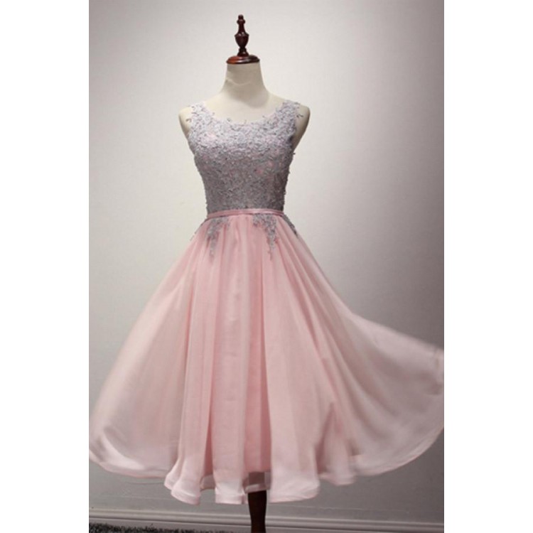 A-Line Appliques Ribbons Scoop Knee-Length Homecoming Dress On Luulla