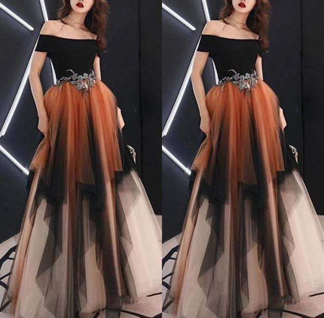 Off The Shoulder A-line Sleeveless Applique Prom Dress with Front Split